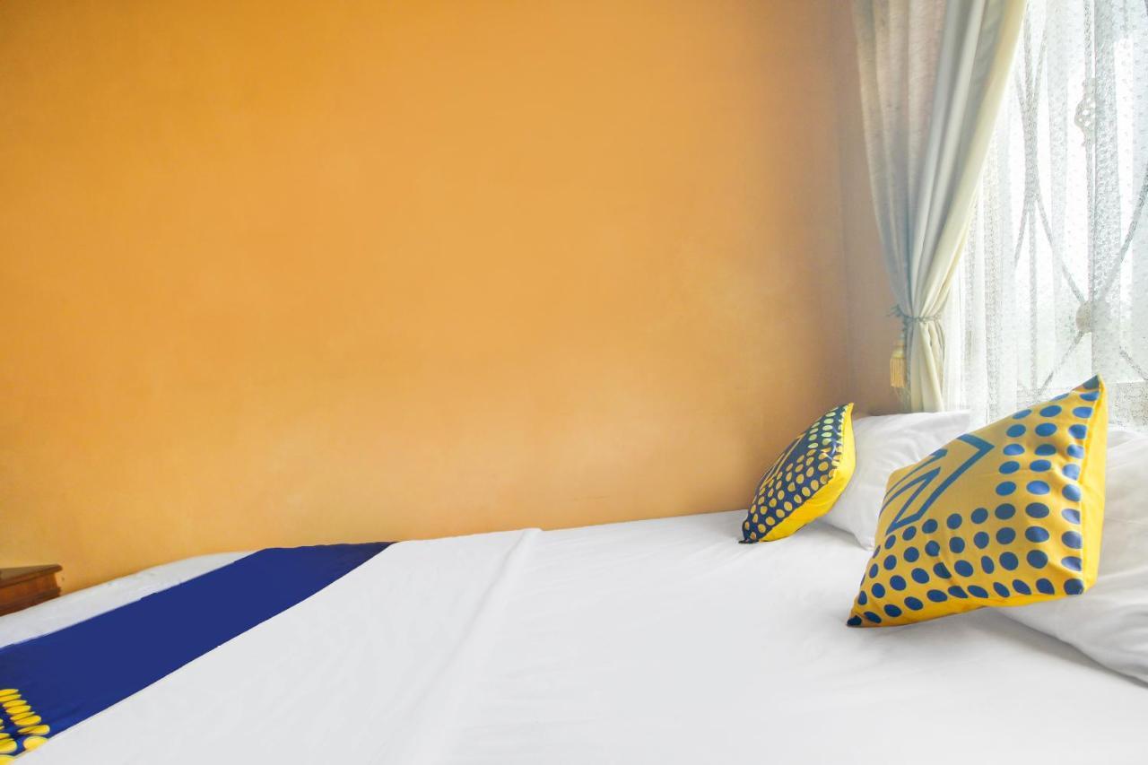 Spot On 91620 Skypiea Guest House Tasikmalaya Exterior photo